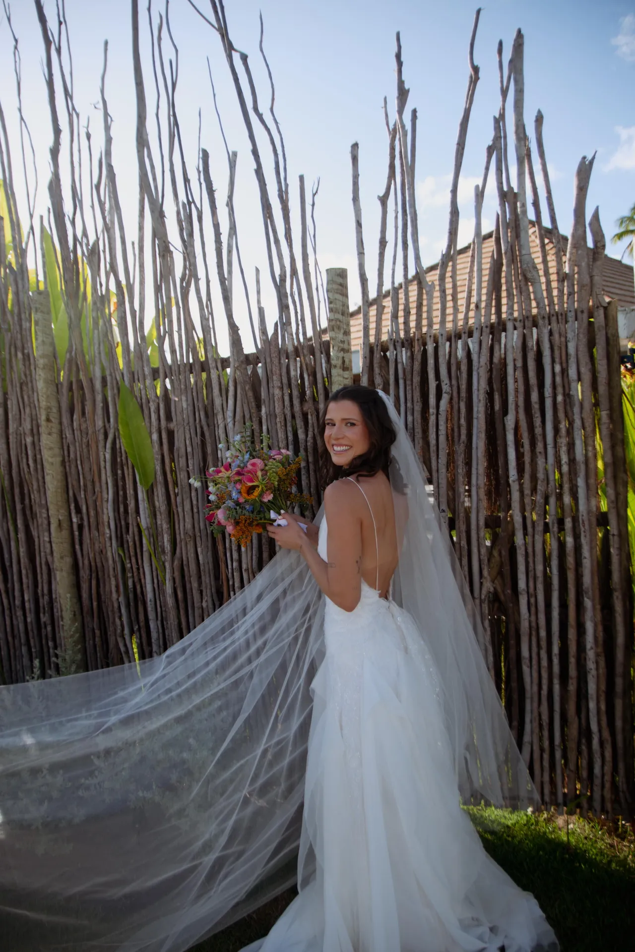 Vestido de noiva usado Rebeca Nepomuceno — foto 3