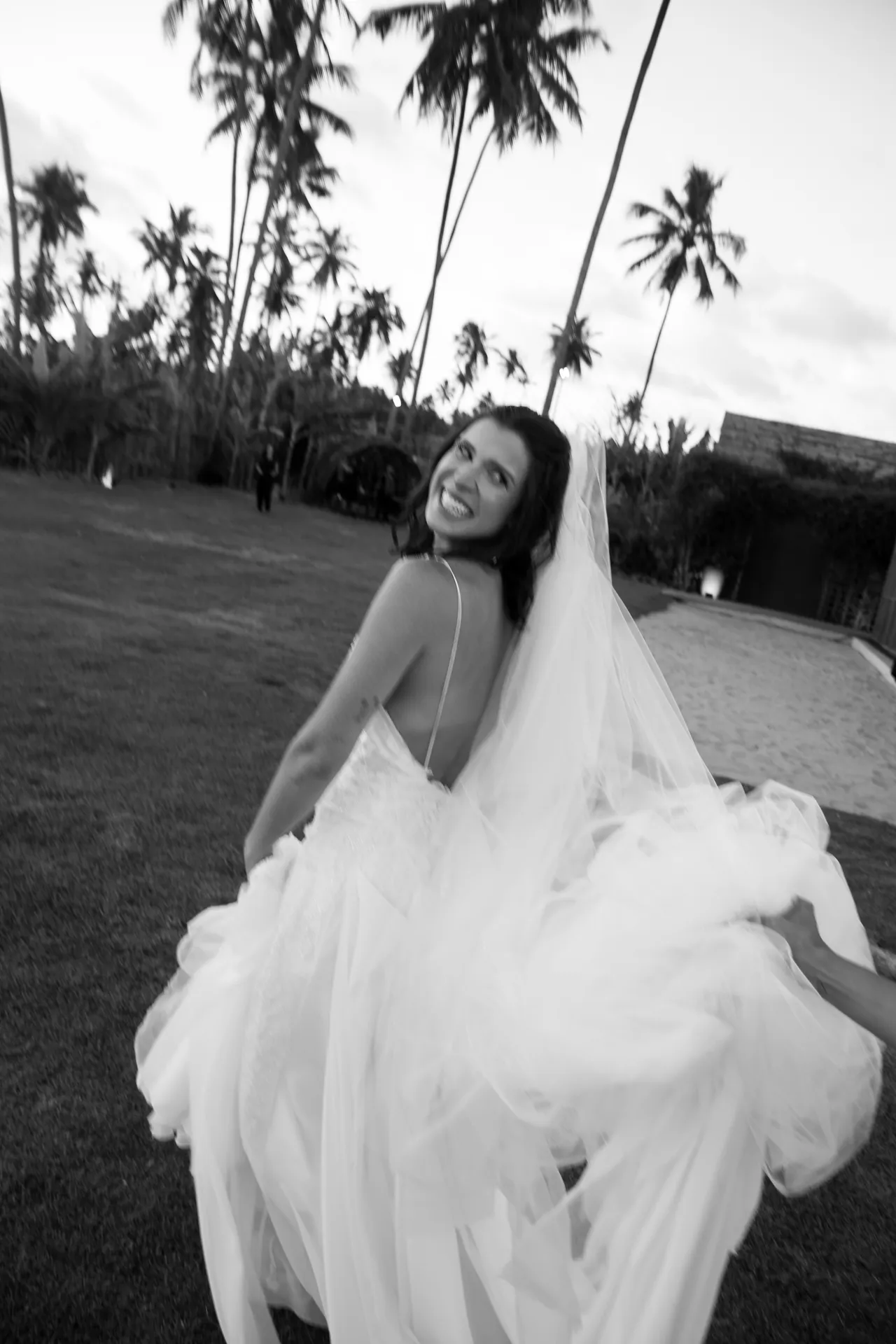 Vestido de noiva usado Rebeca Nepomuceno — foto 4